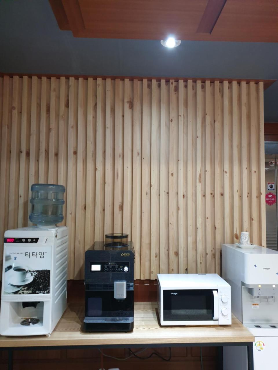 The Good Guys Motel Pohang Bagian luar foto